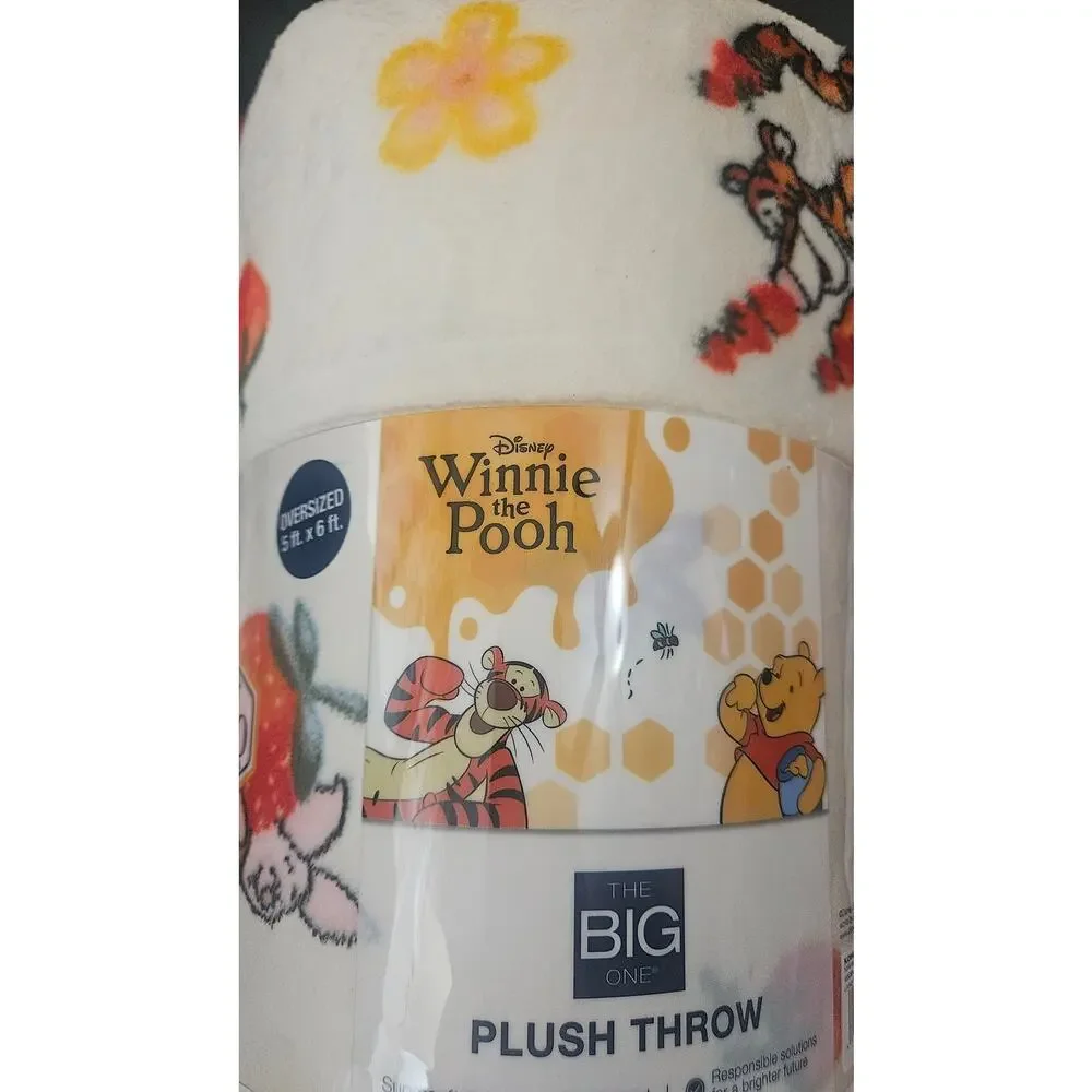 Large Oversized Super Soft Plush Throw Blanket 60x72 inches NWT Winnie the Pooh